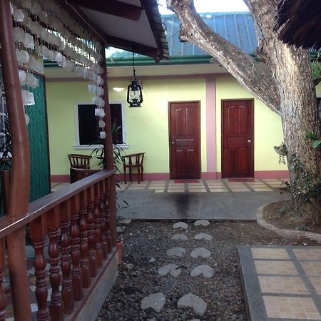 Tia Mers Guest House Puerto Princesa Exterior photo