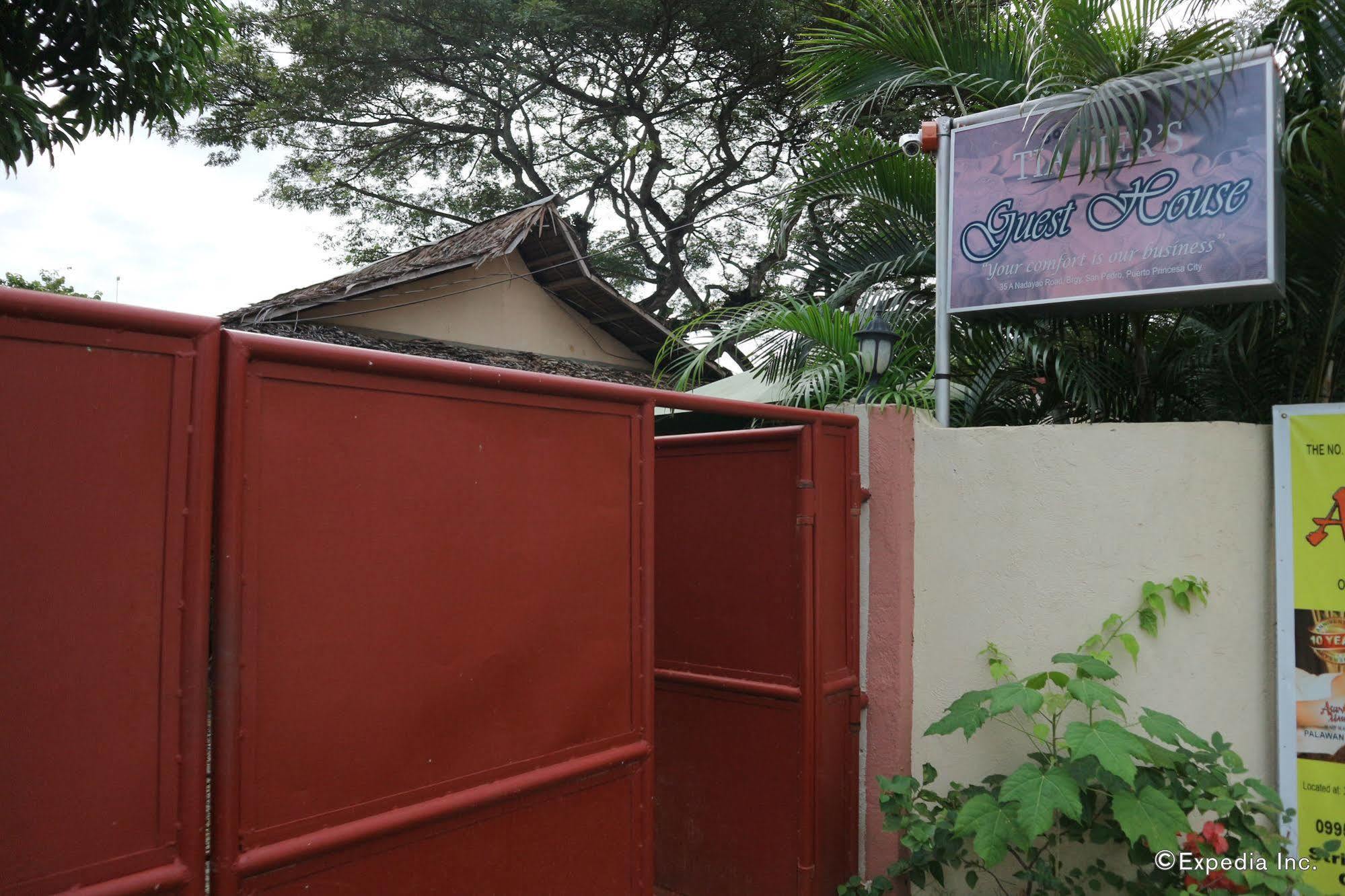 Tia Mers Guest House Puerto Princesa Exterior photo