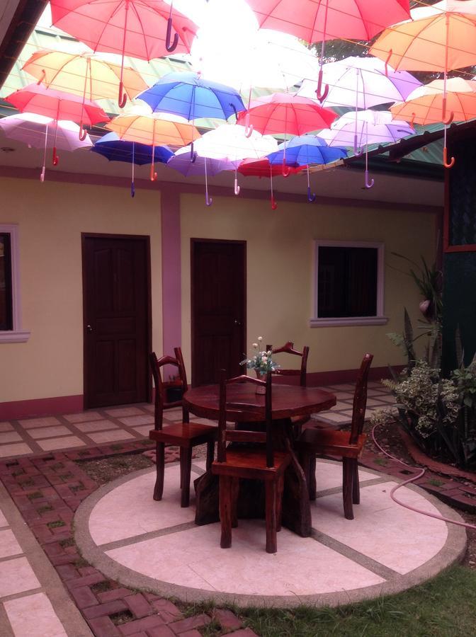 Tia Mers Guest House Puerto Princesa Exterior photo