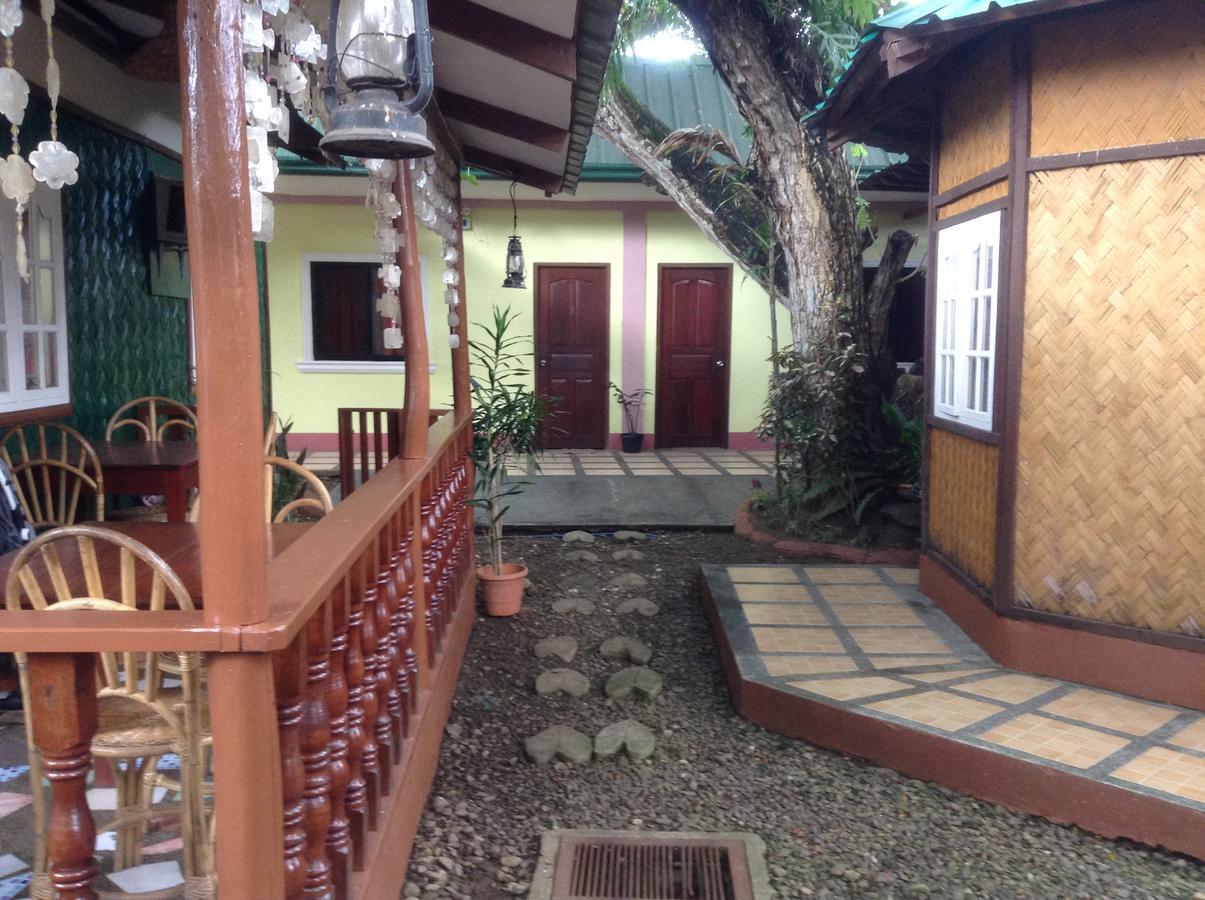 Tia Mers Guest House Puerto Princesa Exterior photo